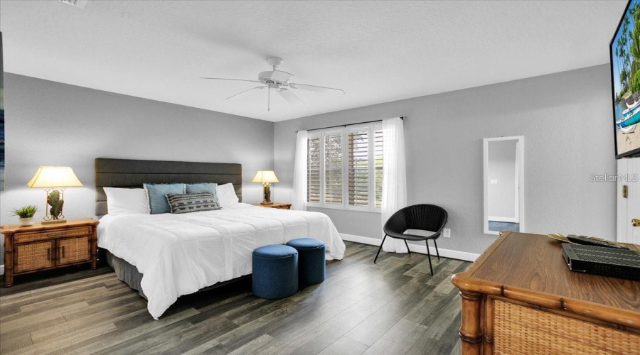 Davenport, Florida 33897, 4 Bedrooms Bedrooms, ,3 Bathroomsbathrooms,Residential,For Sale,Calabria Avenue,Mfro6314569