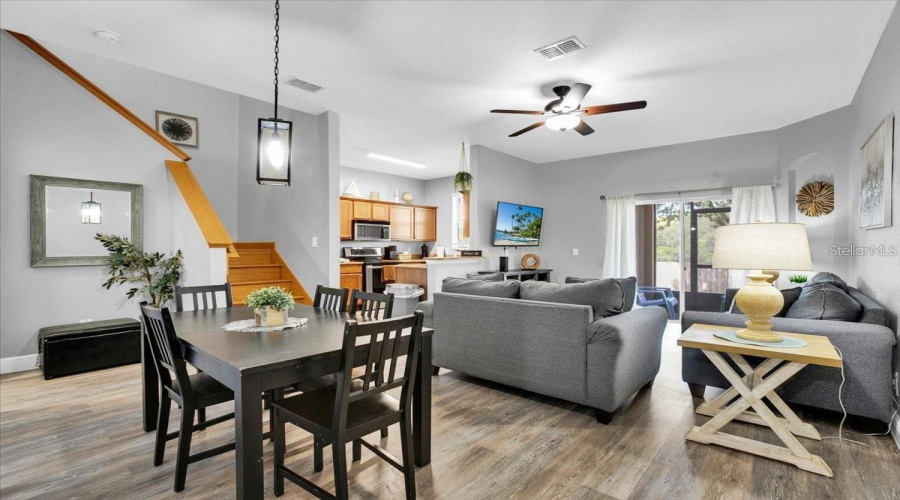 Davenport, Florida 33897, 4 Bedrooms Bedrooms, ,3 Bathroomsbathrooms,Residential,For Sale,Calabria Avenue,Mfro6314569