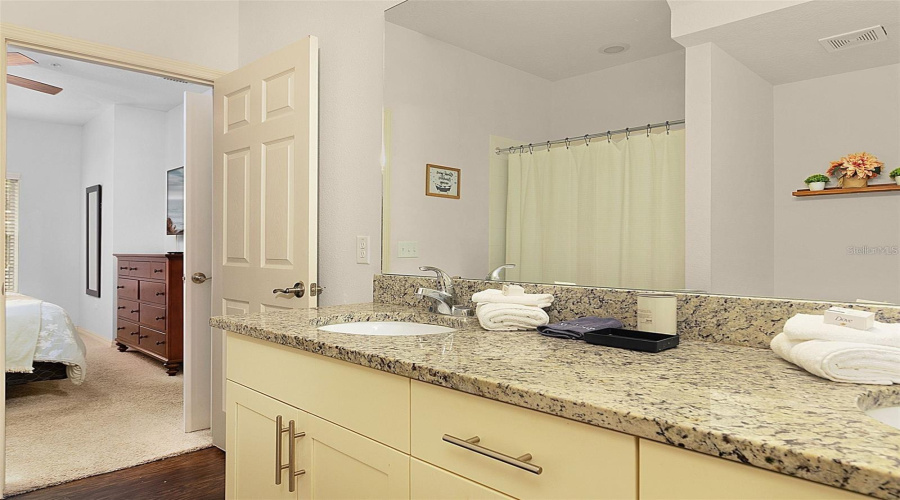 KISSIMMEE, Florida 34747, 3 Bedrooms Bedrooms, ,2 BathroomsBathrooms,Residential,For Sale,OYSTER,0,MFRO6314544