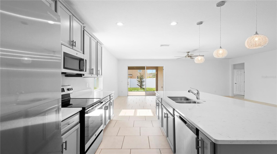 Davenport, Florida 33837, 4 Bedrooms Bedrooms, ,3 Bathroomsbathrooms,Residential,For Sale,Tisone,Mfro6313710