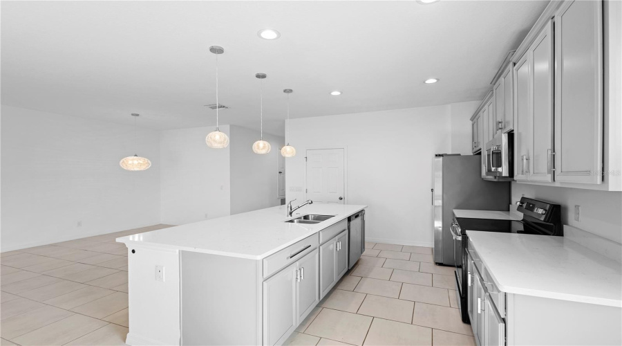 Davenport, Florida 33837, 4 Bedrooms Bedrooms, ,3 Bathroomsbathrooms,Residential,For Sale,Tisone,Mfro6313710