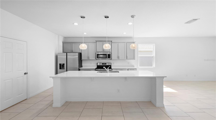 Davenport, Florida 33837, 4 Bedrooms Bedrooms, ,3 Bathroomsbathrooms,Residential,For Sale,Tisone,Mfro6313710