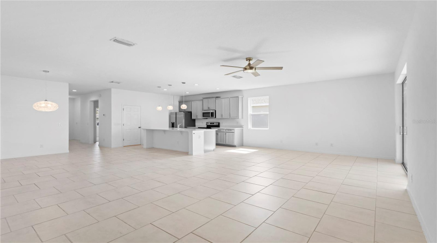 Davenport, Florida 33837, 4 Bedrooms Bedrooms, ,3 Bathroomsbathrooms,Residential,For Sale,Tisone,Mfro6313710