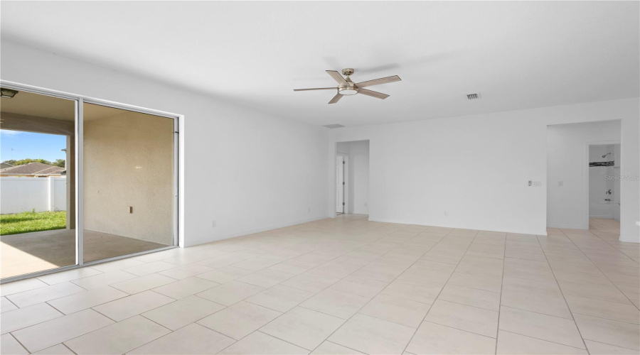 Davenport, Florida 33837, 4 Bedrooms Bedrooms, ,3 Bathroomsbathrooms,Residential,For Sale,Tisone,Mfro6313710