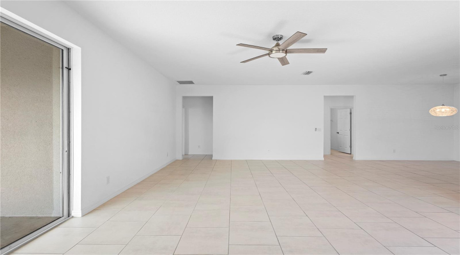 Davenport, Florida 33837, 4 Bedrooms Bedrooms, ,3 Bathroomsbathrooms,Residential,For Sale,Tisone,Mfro6313710