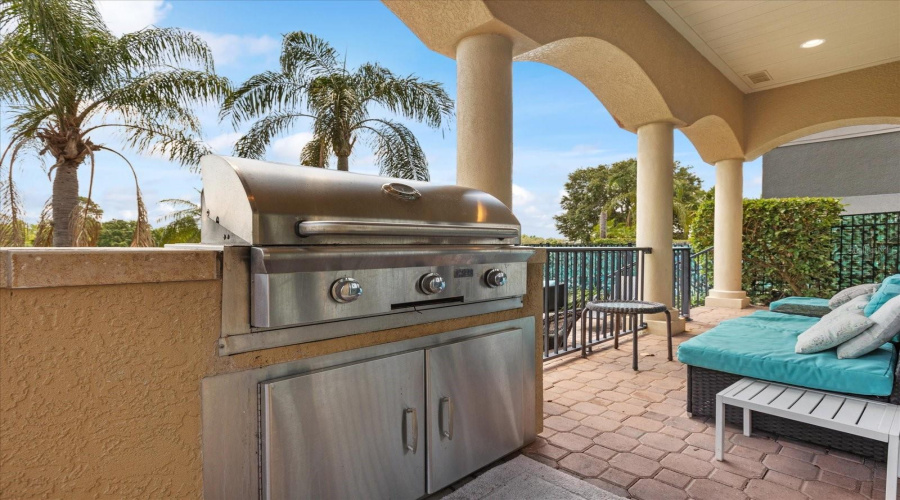 Kissimmee, Florida 34747, 6 Bedrooms Bedrooms, ,4 Bathroomsbathrooms,Residential,For Sale,Golden Bear,Mfrs5127118