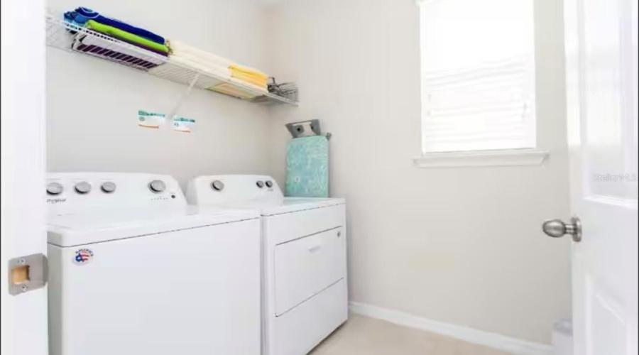 Kissimmee, Florida 34747, 5 Bedrooms Bedrooms, ,5 Bathroomsbathrooms,Residential,For Sale,Nassau Point,Mfro6314194