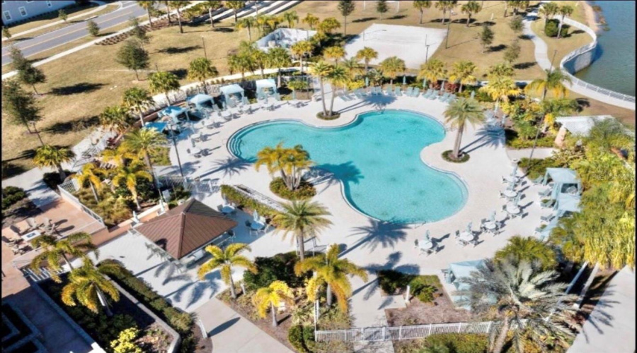 Kissimmee, Florida 34747, 5 Bedrooms Bedrooms, ,5 Bathroomsbathrooms,Residential,For Sale,Nassau Point,Mfro6314194