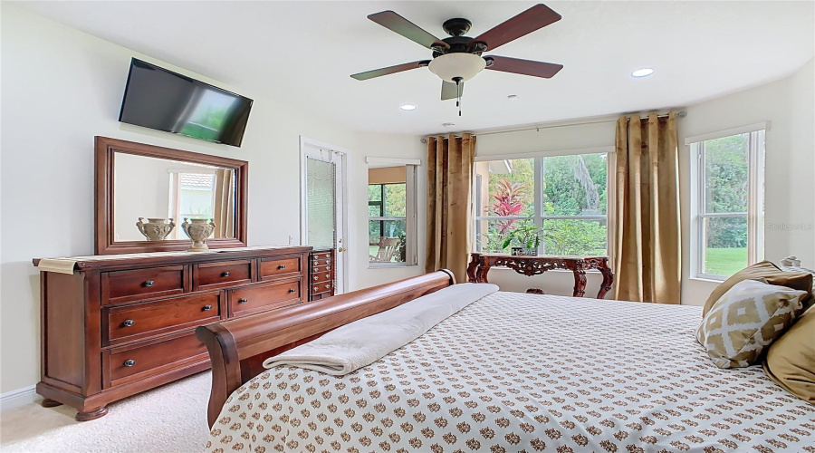 Kissimmee, Florida 34746, 4 Bedrooms Bedrooms, ,3 Bathroomsbathrooms,Residential,For Sale,Vessel,Mfrs5128152