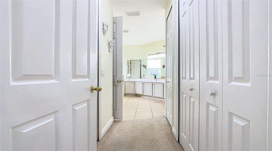 Kissimmee, Florida 34746, 4 Bedrooms Bedrooms, ,3 Bathroomsbathrooms,Residential,For Sale,Vessel,Mfrs5128152