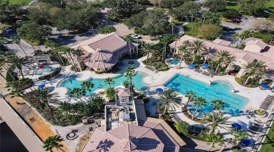 Kissimmee, Florida 34746, 4 Bedrooms Bedrooms, ,3 Bathroomsbathrooms,Residential,For Sale,Vessel,Mfrs5128152