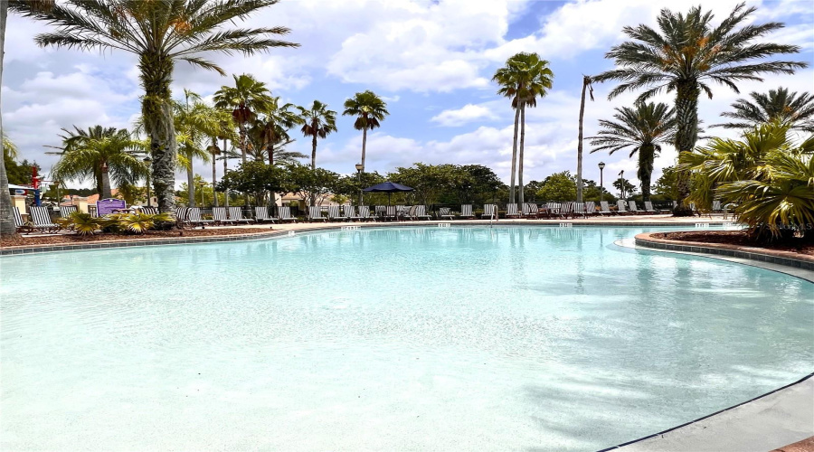 Kissimmee, Florida 34746, 4 Bedrooms Bedrooms, ,3 Bathroomsbathrooms,Residential,For Sale,Vessel,Mfrs5128152