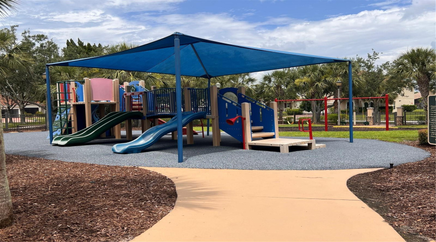 Kissimmee, Florida 34746, 4 Bedrooms Bedrooms, ,3 Bathroomsbathrooms,Residential,For Sale,Vessel,Mfrs5128152