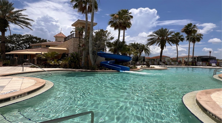 Kissimmee, Florida 34746, 4 Bedrooms Bedrooms, ,3 Bathroomsbathrooms,Residential,For Sale,Vessel,Mfrs5128152
