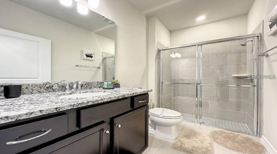 Davenport, Florida 33897, 5 Bedrooms Bedrooms, ,4 Bathroomsbathrooms,Residential,For Sale,Lana,Mfrs5128200