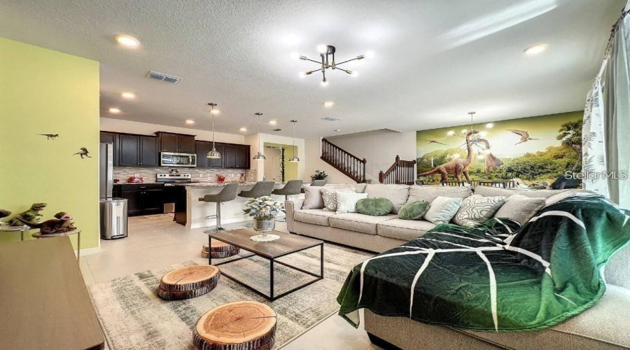 Davenport, Florida 33897, 5 Bedrooms Bedrooms, ,4 Bathroomsbathrooms,Residential,For Sale,Lana,Mfrs5128200