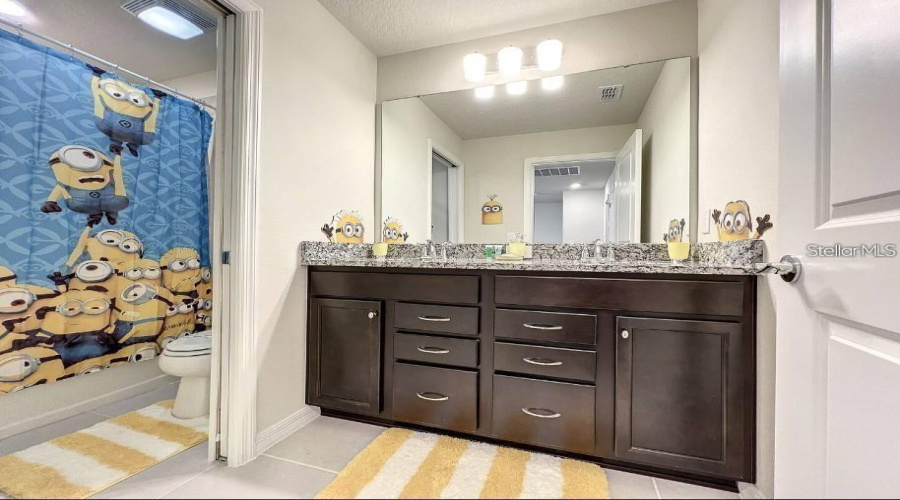 Davenport, Florida 33897, 5 Bedrooms Bedrooms, ,4 Bathroomsbathrooms,Residential,For Sale,Lana,Mfrs5128200