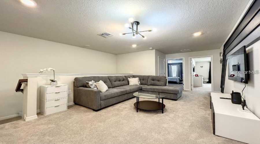 Davenport, Florida 33897, 5 Bedrooms Bedrooms, ,4 Bathroomsbathrooms,Residential,For Sale,Lana,Mfrs5128200