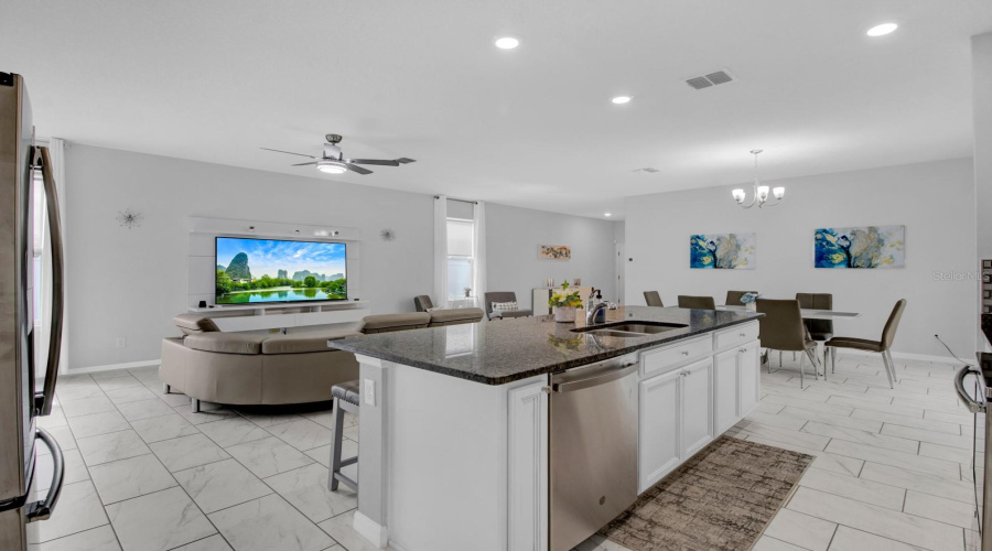 DAVENPORT, Florida 33896, 4 Bedrooms Bedrooms, ,2 BathroomsBathrooms,Residential,For Sale,ABERDEEN,0,MFRS5128210