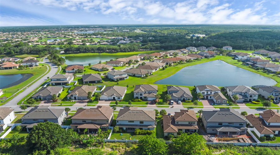 KISSIMMEE, Florida 34746, 5 Bedrooms Bedrooms, ,3 BathroomsBathrooms,Residential,For Sale,AGOSTINO,0,MFRO6313285