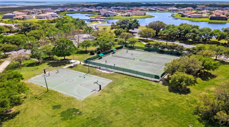 KISSIMMEE, Florida 34746, 5 Bedrooms Bedrooms, ,3 BathroomsBathrooms,Residential,For Sale,AGOSTINO,0,MFRO6313285