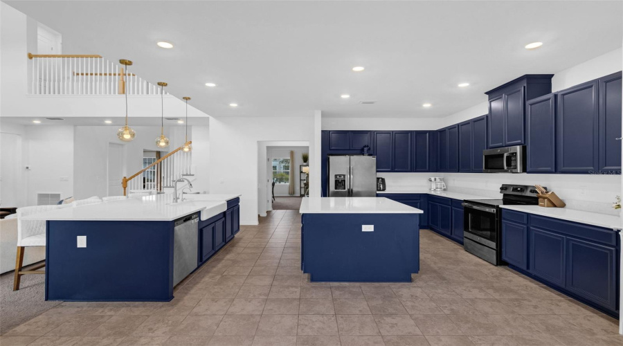 KISSIMMEE, Florida 34746, 5 Bedrooms Bedrooms, ,3 BathroomsBathrooms,Residential,For Sale,AGOSTINO,0,MFRO6313285