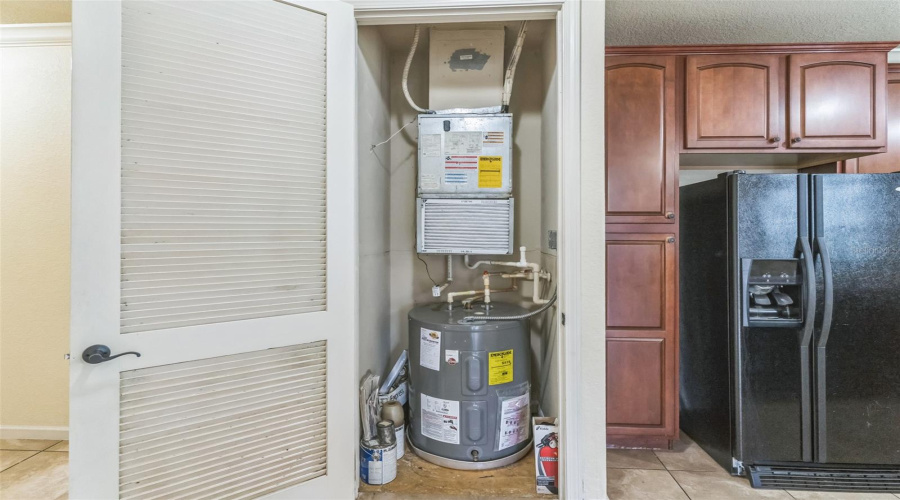 Davenport, Florida 33897, 3 Bedrooms Bedrooms, ,3 Bathroomsbathrooms,Residential,For Sale,Charo,Mfro6314849
