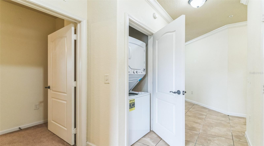 Davenport, Florida 33897, 3 Bedrooms Bedrooms, ,3 Bathroomsbathrooms,Residential,For Sale,Charo,Mfro6314849