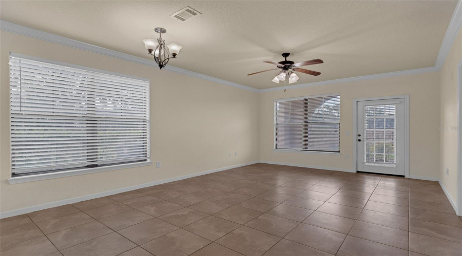 Davenport, Florida 33897, 3 Bedrooms Bedrooms, ,3 Bathroomsbathrooms,Residential,For Sale,Charo,Mfro6314849