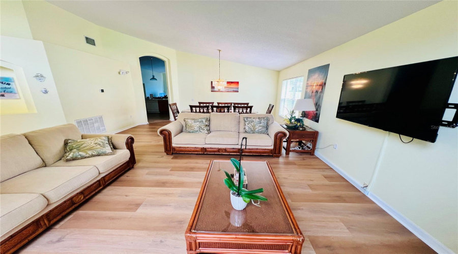Davenport, Florida 33897, 4 Bedrooms Bedrooms, ,3 Bathroomsbathrooms,Residential,For Sale,Langham,Mfro6314912