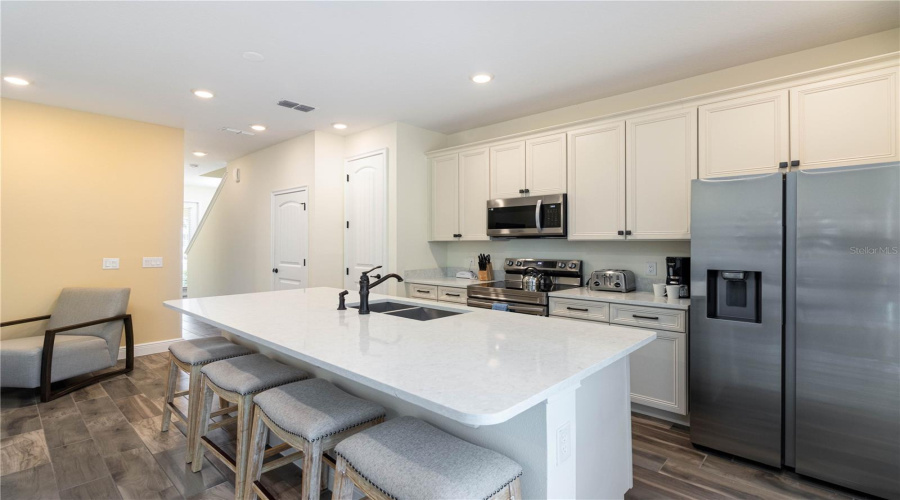 Kissimmee, Florida 34747, 3 Bedrooms Bedrooms, ,3 Bathroomsbathrooms,Residential,For Sale,Castaway,Mfro6314104