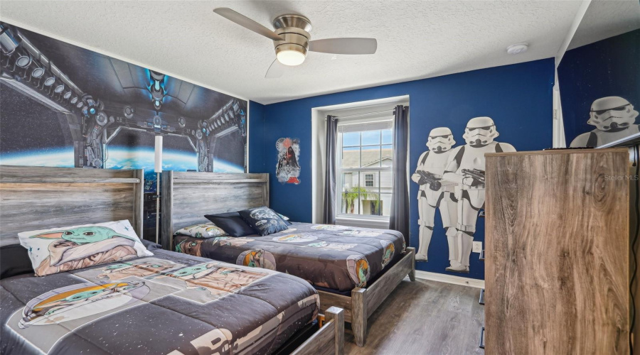 DAVENPORT, Florida 33837, 5 Bedrooms Bedrooms, ,4 BathroomsBathrooms,Residential,For Sale,OAK SPRING,0,MFRO6304419