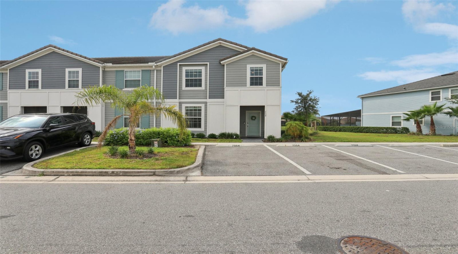 DAVENPORT, Florida 33837, 5 Bedrooms Bedrooms, ,4 BathroomsBathrooms,Residential,For Sale,OAK SPRING,0,MFRO6304419
