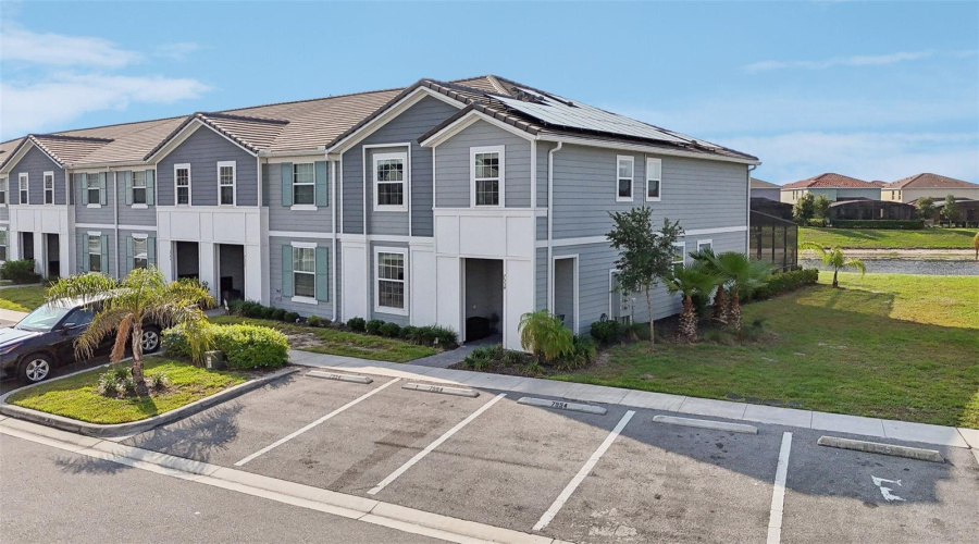 DAVENPORT, Florida 33837, 5 Bedrooms Bedrooms, ,4 BathroomsBathrooms,Residential,For Sale,OAK SPRING,0,MFRO6304419