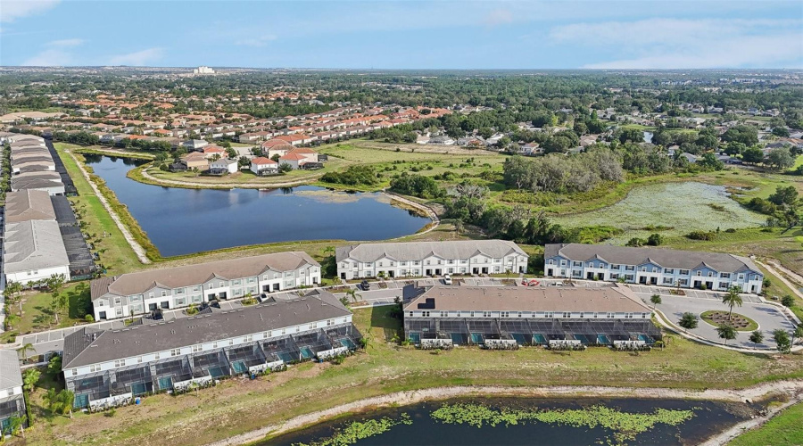 DAVENPORT, Florida 33837, 5 Bedrooms Bedrooms, ,4 BathroomsBathrooms,Residential,For Sale,OAK SPRING,0,MFRO6304419