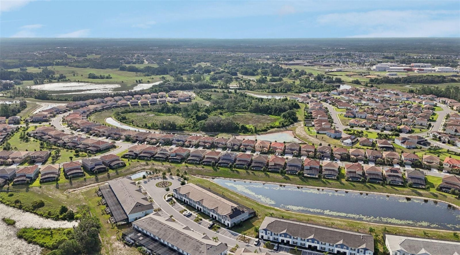 DAVENPORT, Florida 33837, 5 Bedrooms Bedrooms, ,4 BathroomsBathrooms,Residential,For Sale,OAK SPRING,0,MFRO6304419