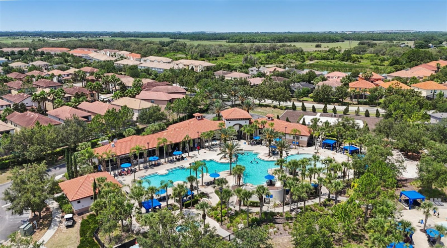 DAVENPORT, Florida 33837, 5 Bedrooms Bedrooms, ,4 BathroomsBathrooms,Residential,For Sale,OAK SPRING,0,MFRO6304419