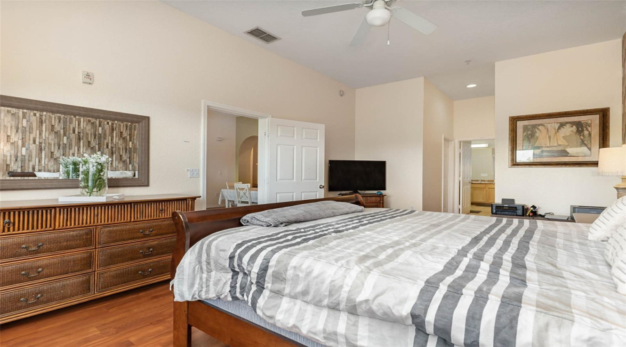 Kissimmee, Florida 34747, 3 Bedrooms Bedrooms, ,2 Bathroomsbathrooms,Residential,For Sale,Treasure Trove,Mfro6314428