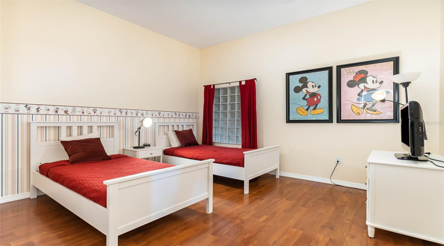 Kissimmee, Florida 34747, 3 Bedrooms Bedrooms, ,2 Bathroomsbathrooms,Residential,For Sale,Treasure Trove,Mfro6314428