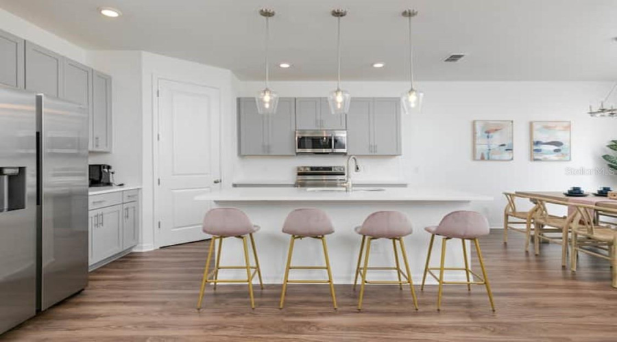 Davenport, Florida 33896, 5 Bedrooms Bedrooms, ,4 Bathroomsbathrooms,Residential,For Sale,Lancashire,Mfro6314712