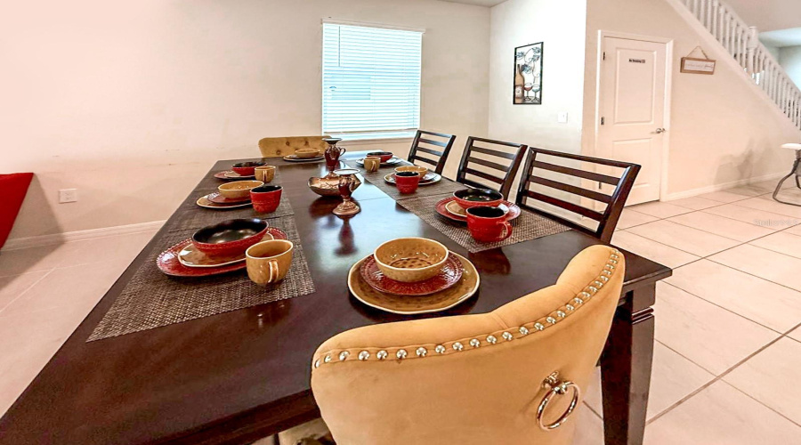 Davenport, Florida 33897, 7 Bedrooms Bedrooms, ,5 Bathroomsbathrooms,Residential,For Sale,Summer,Mfrs5128091