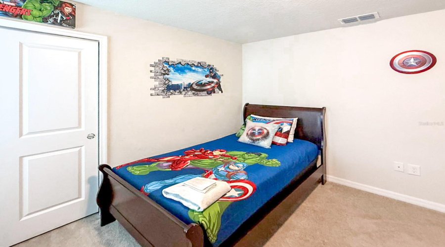 Davenport, Florida 33897, 7 Bedrooms Bedrooms, ,5 Bathroomsbathrooms,Residential,For Sale,Summer,Mfrs5128091