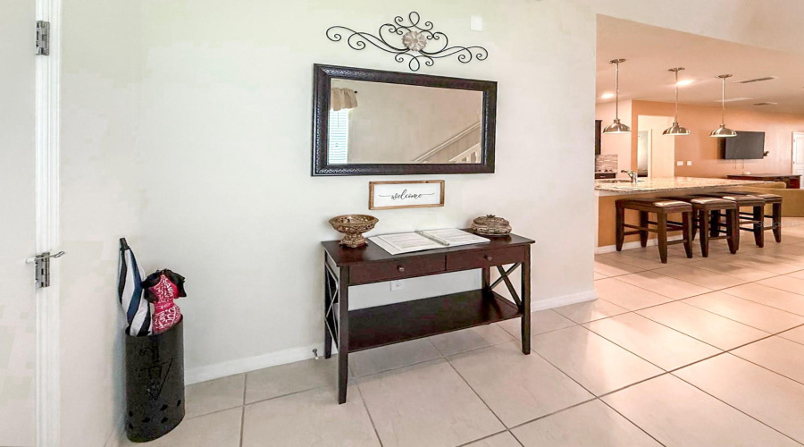 Davenport, Florida 33897, 7 Bedrooms Bedrooms, ,5 Bathroomsbathrooms,Residential,For Sale,Summer,Mfrs5128091