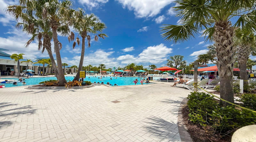 Davenport, Florida 33897, 7 Bedrooms Bedrooms, ,5 Bathroomsbathrooms,Residential,For Sale,Summer,Mfrs5128091