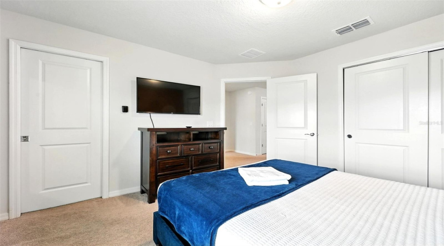 DAVENPORT, Florida 33897, 7 Bedrooms Bedrooms, ,5 BathroomsBathrooms,Residential,For Sale,SUMMER,0,MFRS5128091