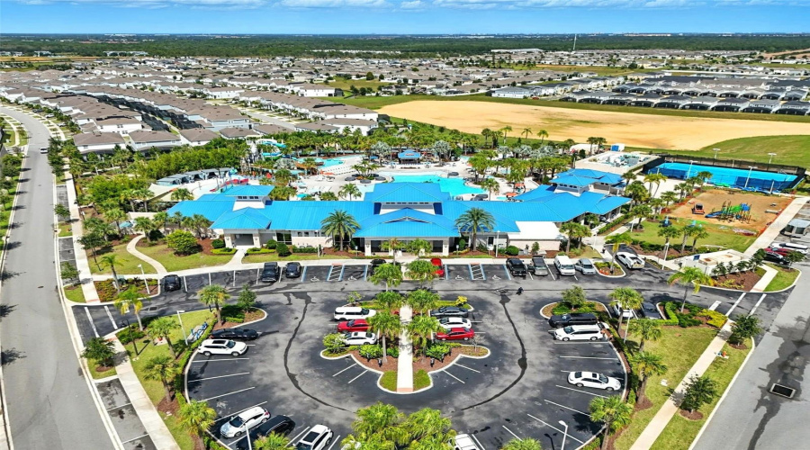 DAVENPORT, Florida 33897, 7 Bedrooms Bedrooms, ,5 BathroomsBathrooms,Residential,For Sale,SUMMER,0,MFRS5128091