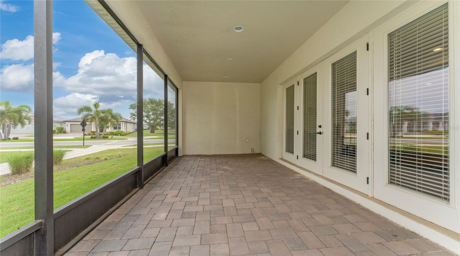 KISSIMMEE, Florida 34747, 3 Bedrooms Bedrooms, ,2 BathroomsBathrooms,Residential,For Sale,WHITEWOOD,0,MFRS5128295