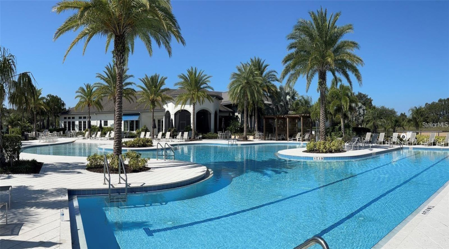 KISSIMMEE, Florida 34747, 3 Bedrooms Bedrooms, ,2 BathroomsBathrooms,Residential,For Sale,WHITEWOOD,0,MFRS5128295