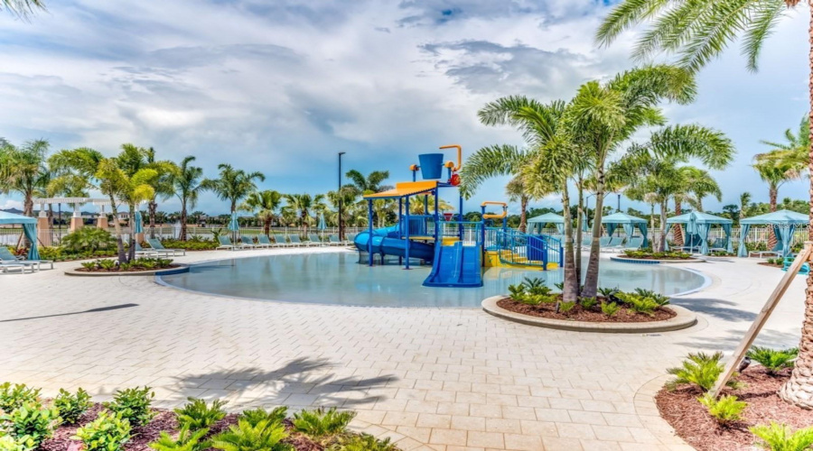 Kissimmee, Florida 34747, 9 Bedrooms Bedrooms, ,6 Bathroomsbathrooms,Residential,For Sale,Caribbean View,Mfrs5128302
