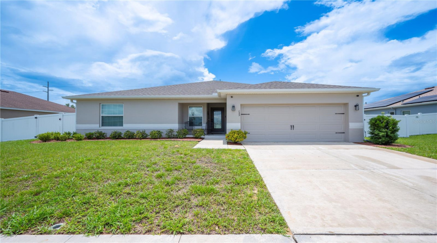 Davenport, Florida 33837, 4 Bedrooms Bedrooms, ,2 Bathroomsbathrooms,Residential,For Sale,Cloverbrook,Mfrl4953482